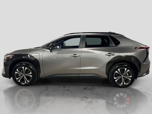 Used 2025 Toyota bZ4X AWD w/ Weather Package image 2