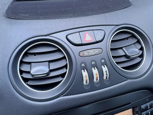 Used 2007 Mercedes-Benz SL 600 image 25