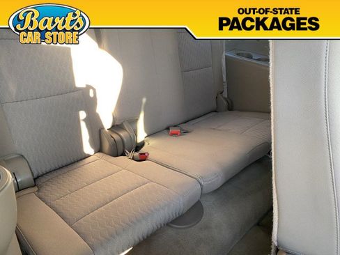 Used 2015 GMC Yukon XL SLE w/ Convenience Package image 10