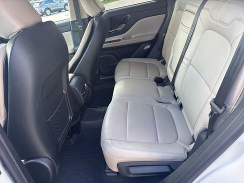 Used 2025 Lincoln Corsair Reserve w/ Jet Appearance Package image 18