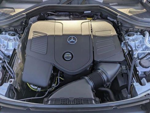 New 2026 Mercedes-Benz GLC 300 image 17