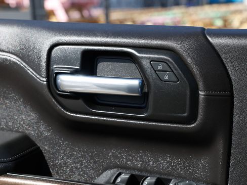 Used 2019 Chevrolet Silverado 1500 RST w/ All-Star Edition image 46