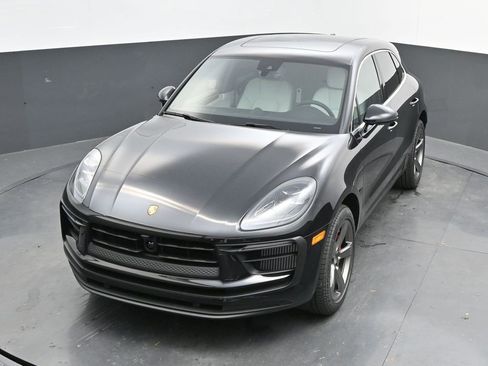 New 2025 Porsche Macan S image 38