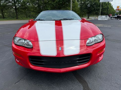Used 2000 Chevrolet Camaro LT RWD image 14