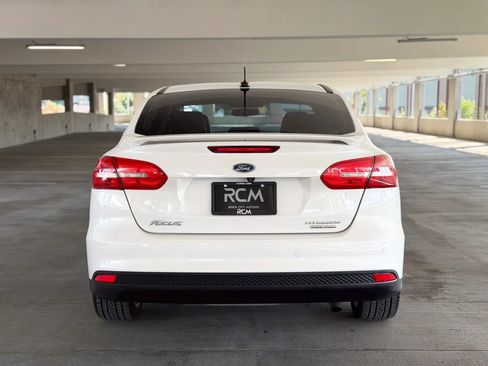 Used 2015 Ford Focus Titanium FWD image 6