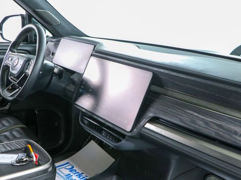 Used 2024 Rivian R1S Adventure AWD/4WD image 25
