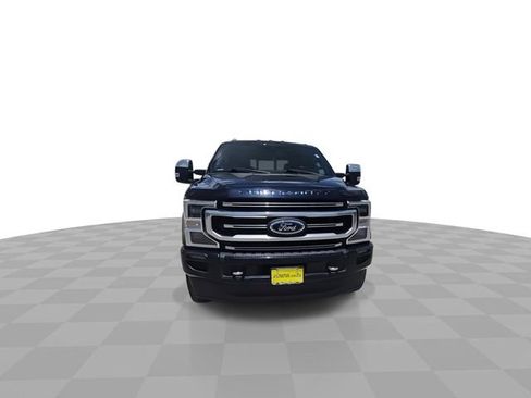 Used 2022 Ford F250 Platinum AWD/4WD image 3