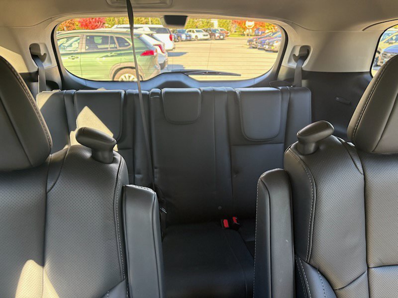 Used 2024 Subaru Ascent Touring AWD/4WD image 18