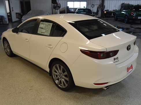 New 2026 MAZDA MAZDA3 2.5 S Sedan w/ Preferred Pkg image 5