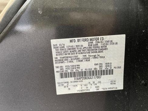 Used 2016 Ford Taurus SE image 38