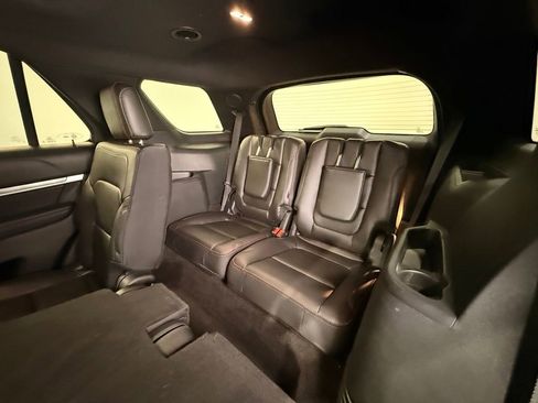 Used 2018 Ford Explorer Sport w/ Equipment Group 401A AWD/4WD image 19