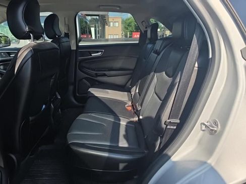 Used 2017 Ford Edge Titanium w/ Equipment Group 301A AWD/4WD image 14