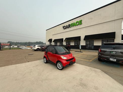 Used 2009 smart fortwo passion RWD image 1