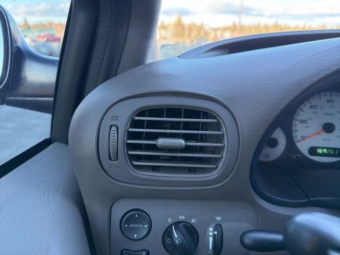 Used 2003 Dodge Grand Caravan Sport FWD image 47