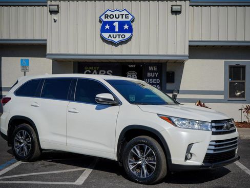 Used 2018 Toyota Highlander Plus image 4