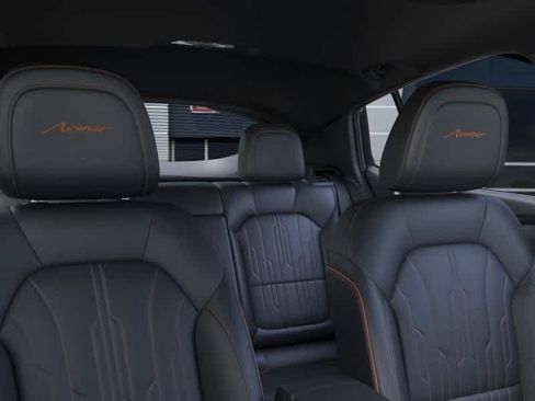 New 2026 Buick Envista Avenir FWD image 24