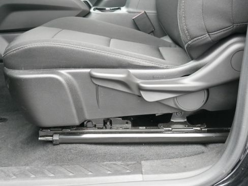 Certified 2023 Chevrolet Colorado W/T image 15