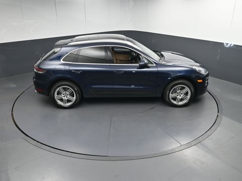 Certified 2020 Porsche Macan S image 38