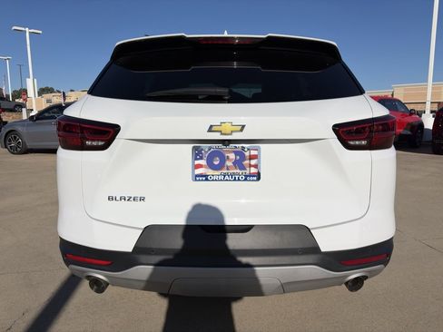 Used 2024 Chevrolet Blazer LT image 6