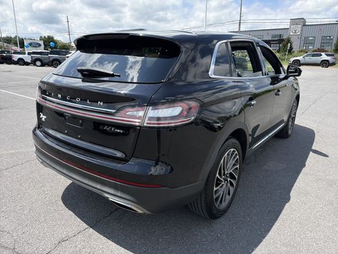 Used 2019 Lincoln Nautilus Reserve AWD/4WD image 3