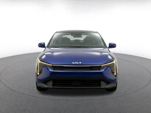 Used 2025 Kia K4 FWD image 2