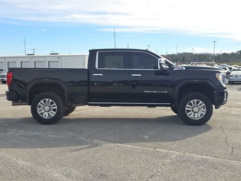 Used 2021 GMC Sierra 2500 Denali w/ Denali Ultimate Package image 6