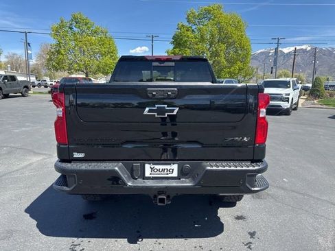 New 2026 Chevrolet Silverado 1500 ZR2 w/ Dark Appearance Package image 6