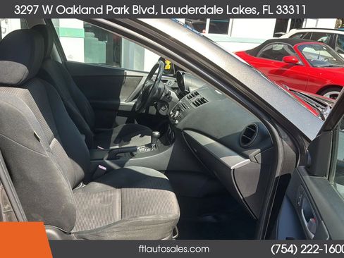 Used 2013 MAZDA MAZDA3 i Touring image 42