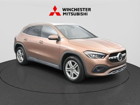 Used 2022 Mercedes-Benz GLA 250 4MATIC w/ Premium Package Lite image 3