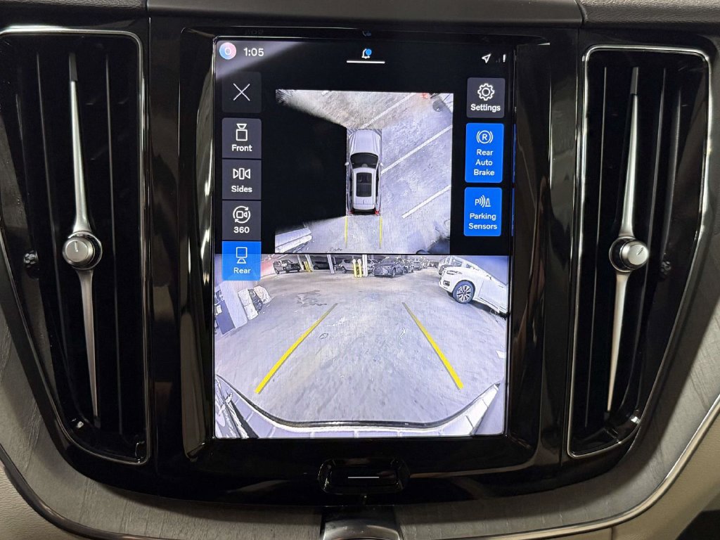 Used 2024 Volvo XC60 B5 Plus w/ Protection Package Premier AWD/4WD image 7