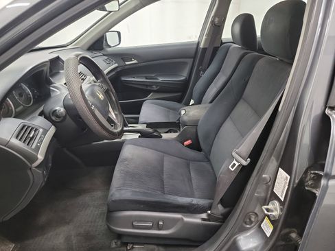 Used 2012 Honda Accord LX image 12