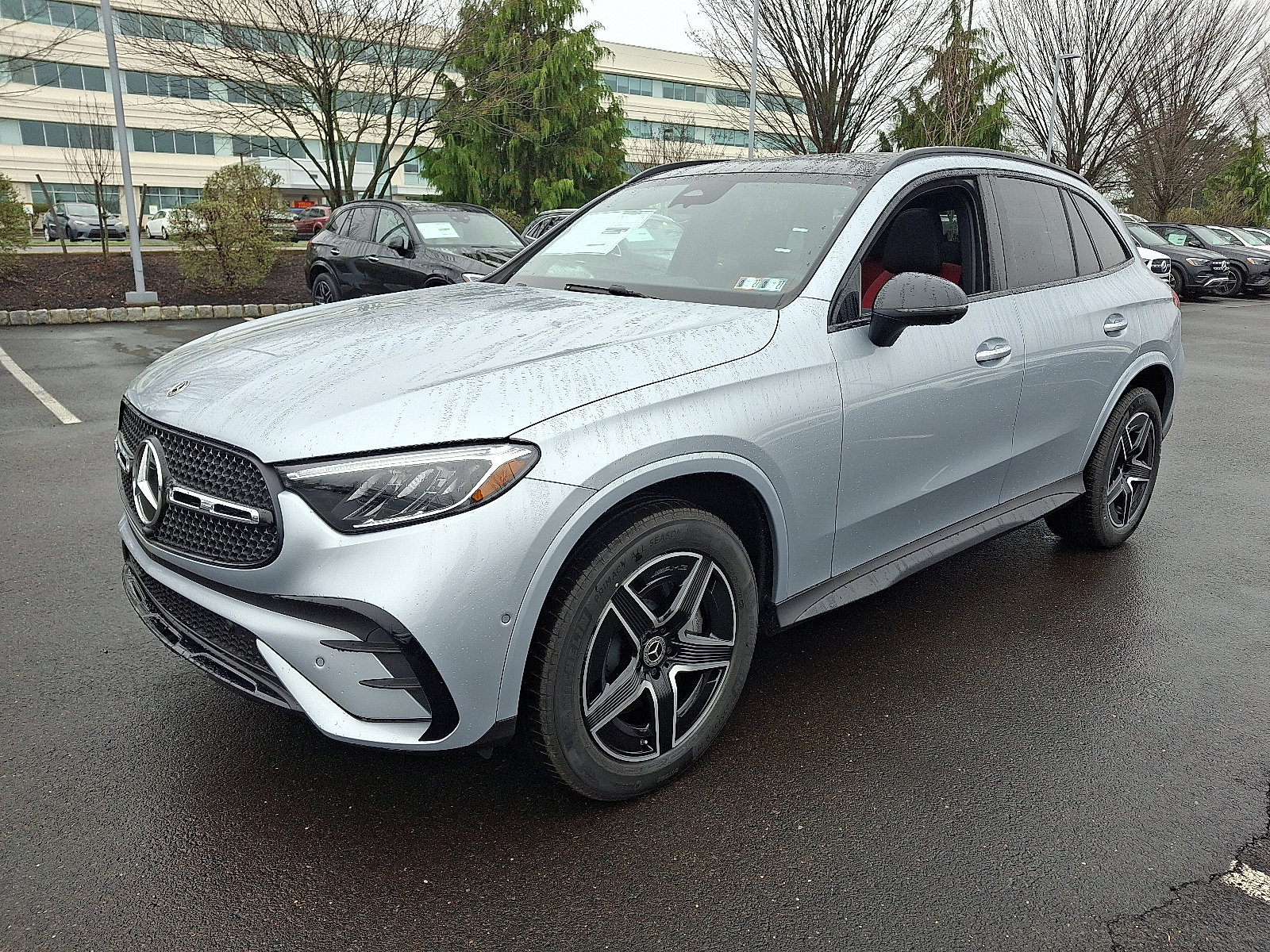 New 2026 Mercedes-Benz GLC 300 4MATIC image 3