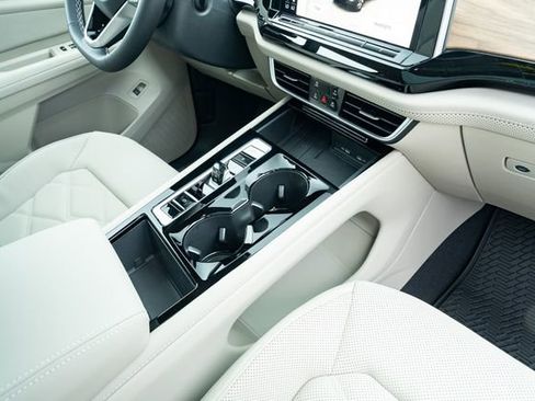New 2026 Volkswagen Atlas SE FWD image 45