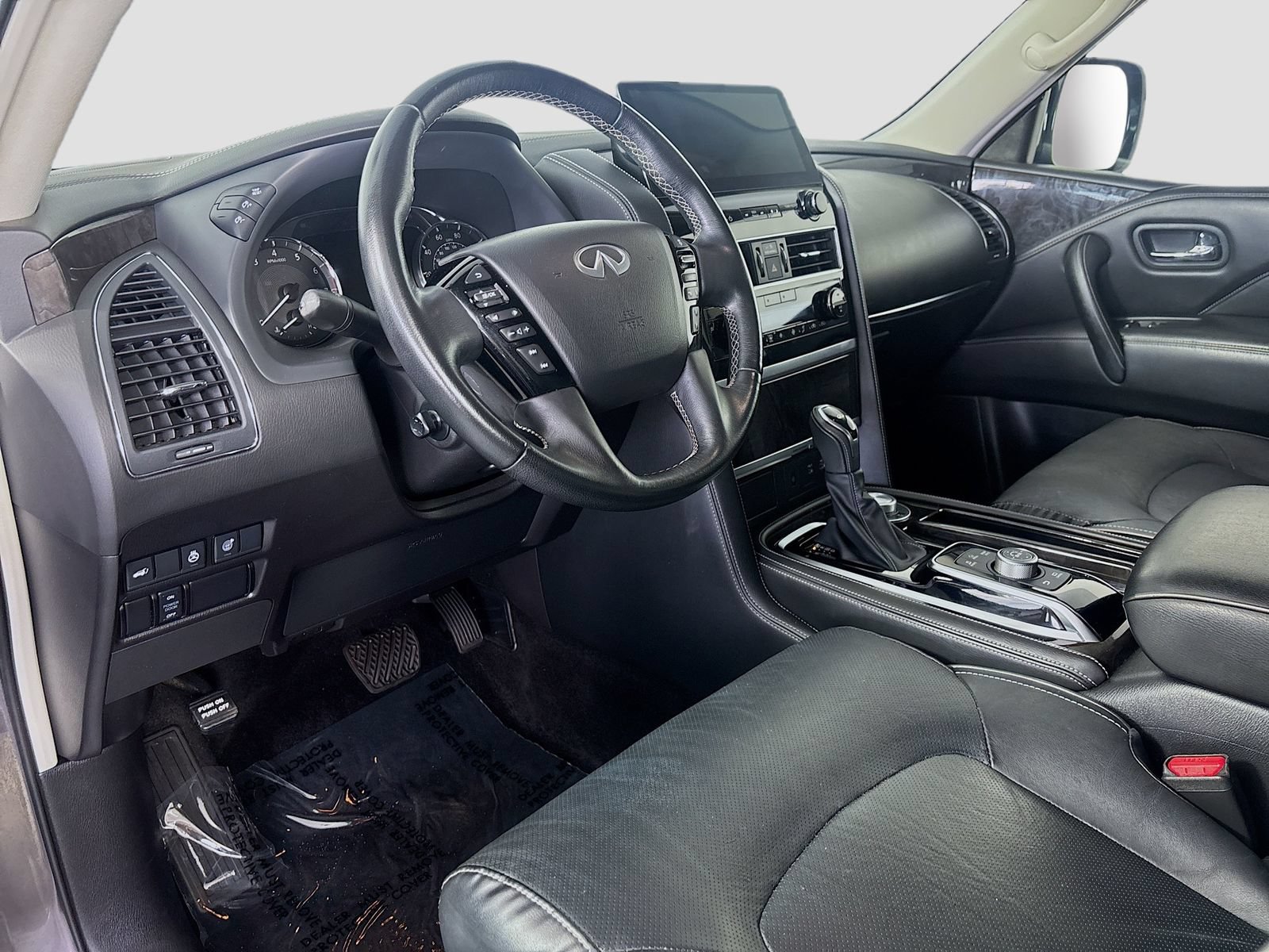 Used 2024 INFINITI QX80 Luxe AWD/4WD image 9