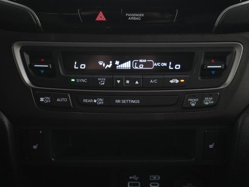 Used 2024 Honda Passport TrailSport image 19