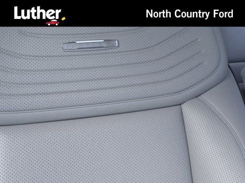 New 2026 Ford Expedition Max Platinum image 16