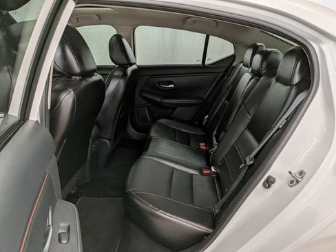 Used 2025 Nissan Sentra SR w/ SR Premium Package FWD image 18