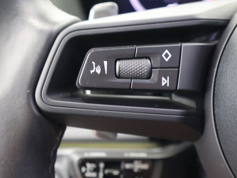 Used 2024 Porsche Panamera image 16