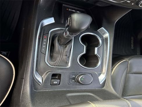 Used 2023 Chevrolet Traverse Premier image 22