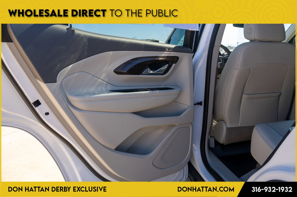 Used 2018 GMC Terrain Denali w/ Advanced Safety Package FWD image 18