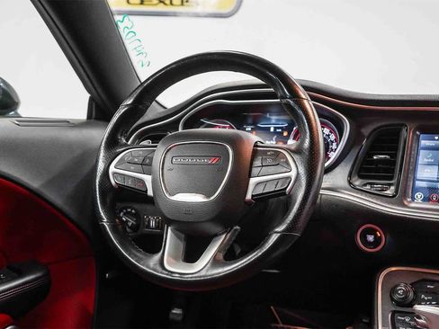 Used 2017 Dodge Challenger GT w/ GT Interior Package image 15