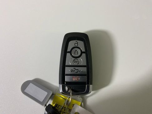 Used 2024 Ford F250 King Ranch w/ Chrome Package image 34