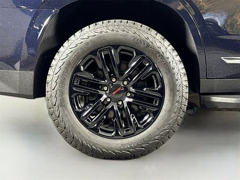 Used 2021 GMC Yukon SLT image 34