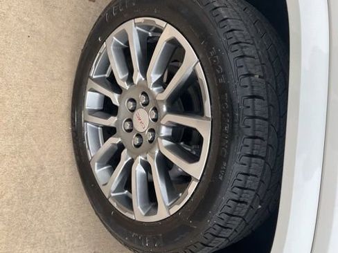 Used 2023 GMC Acadia Denali w/ Denali Technology Package image 36