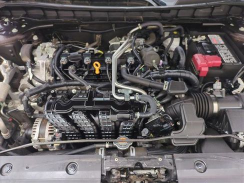 Used 2024 Nissan Altima 2.5 SV image 22