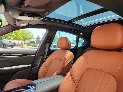 New 2023 Maserati Levante GT image 24