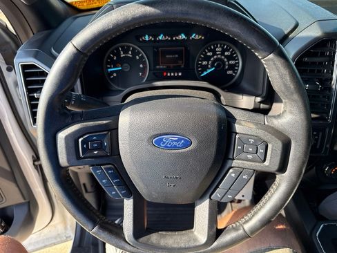 Used 2019 Ford F150 XLT w/ Equipment Group 302A Luxury AWD/4WD image 21