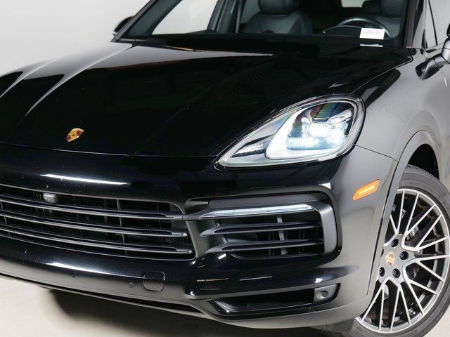 Certified 2023 Porsche Cayenne AWD/4WD image 29