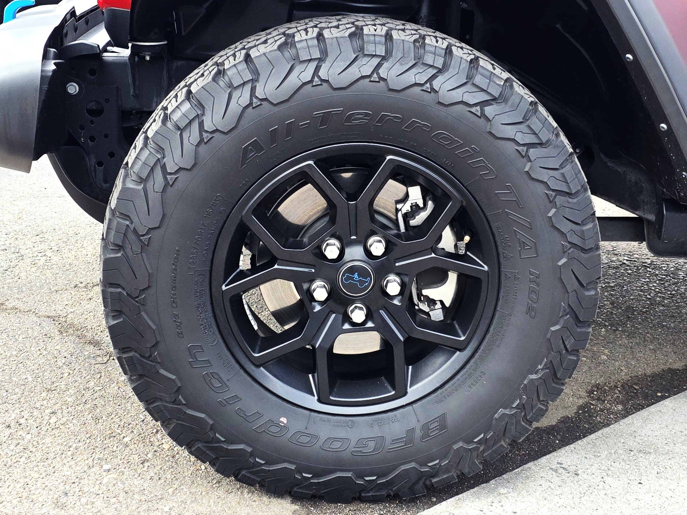 Certified 2024 Jeep Wrangler Unlimited AWD/4WD image 9