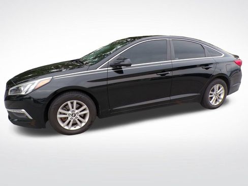 Used 2015 Hyundai Sonata SE FWD image 3